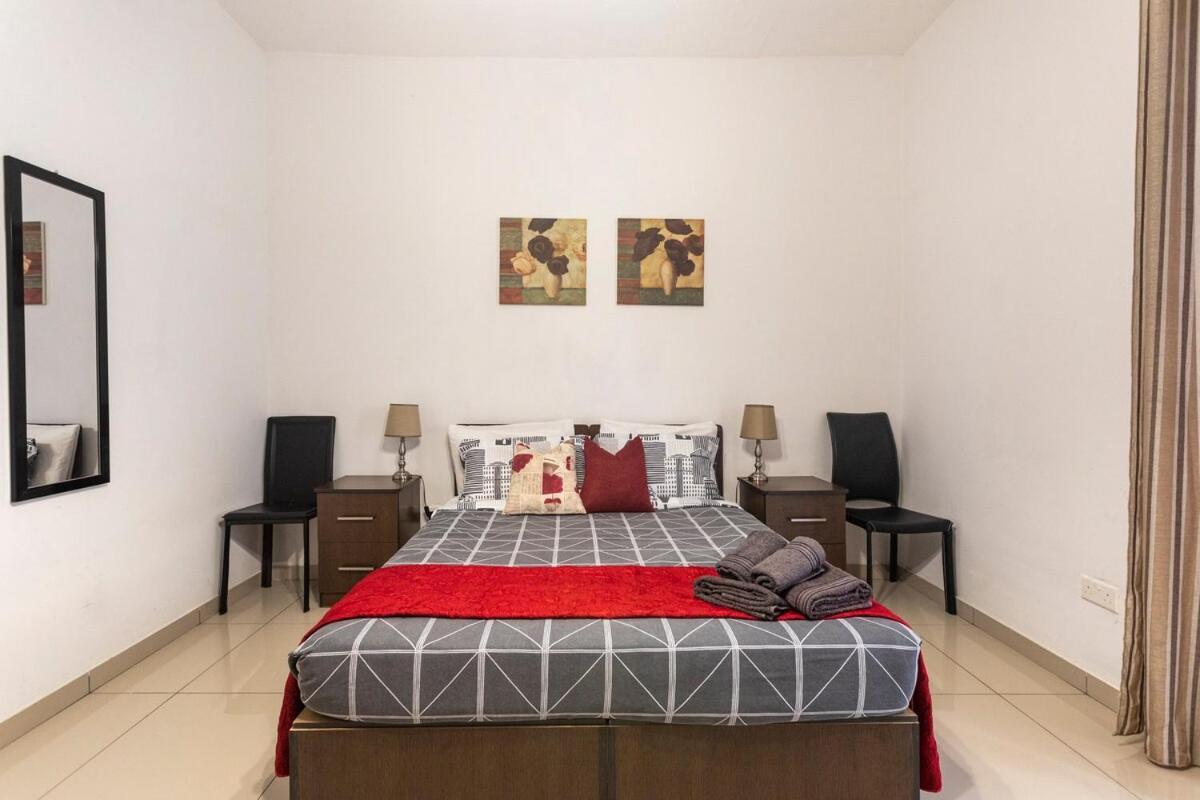 Superbly Located Cosy 2-Bedroom Apartment 瓦莱塔 外观 照片